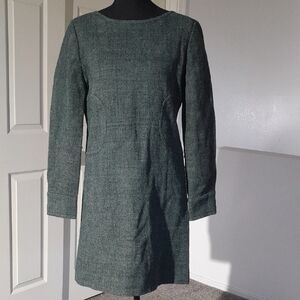 Classic Long-Sleeve Green Wool Blend Shift Dress